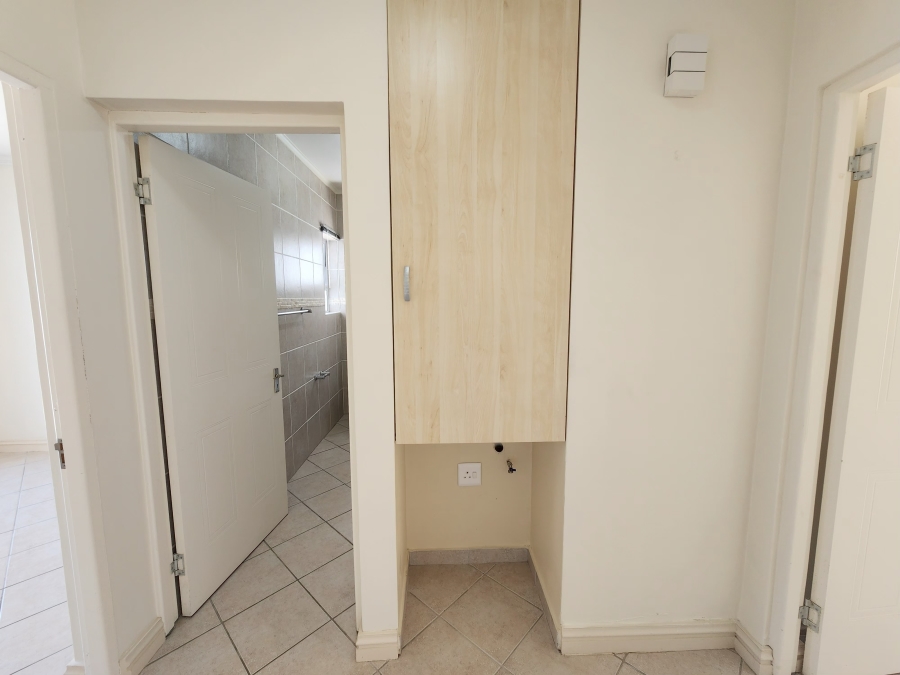 2 Bedroom Property for Sale in Reebok Western Cape